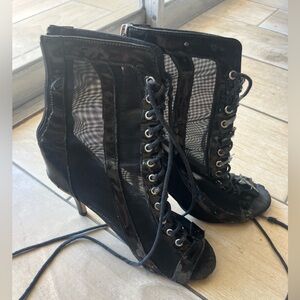 Women’s Used Heels